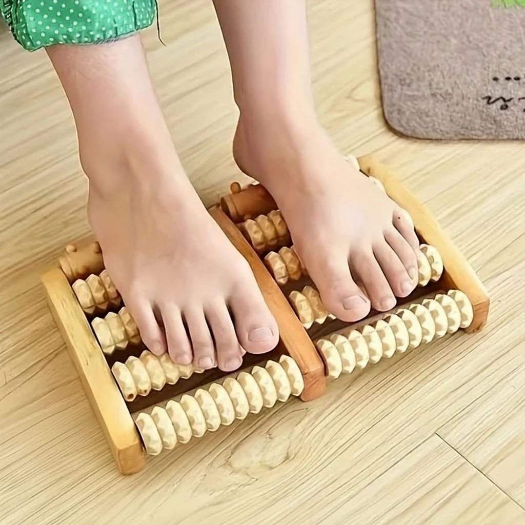 DeepRoll Wooden Foot Massager